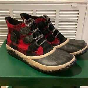 Sorel Out and About winter booties
